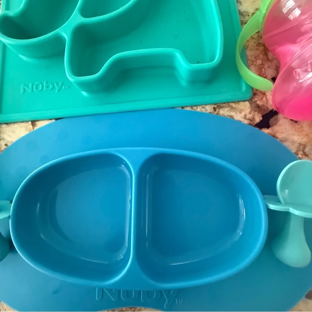 Tommee Tippee Kids Bib and Feeding Set - Green, Blue, Pink
